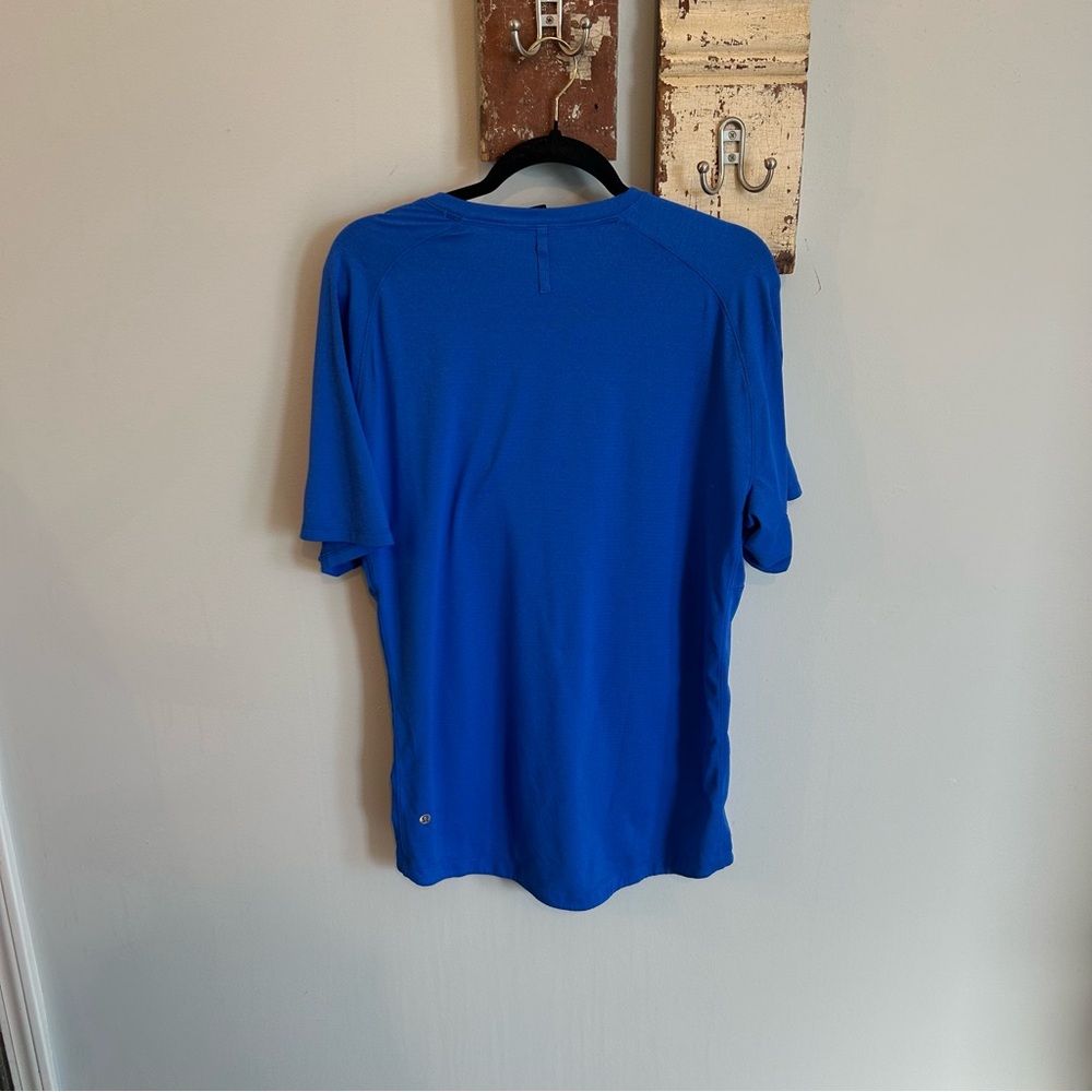 Lululemon Drysense Short-Sleeve Shirt in Larkspur Blue - Picture 4 of 4